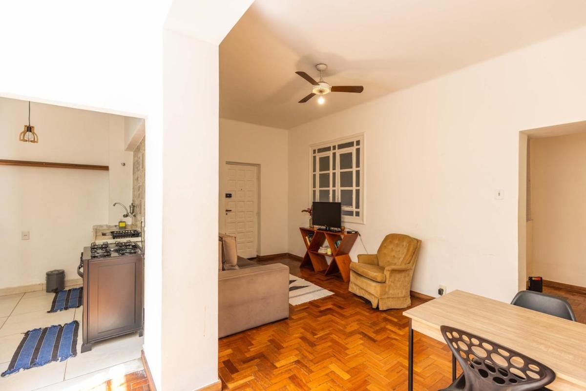 Nsc - Copa Praia: 2 Qtos P/ 6 Pessoas Apartamento *