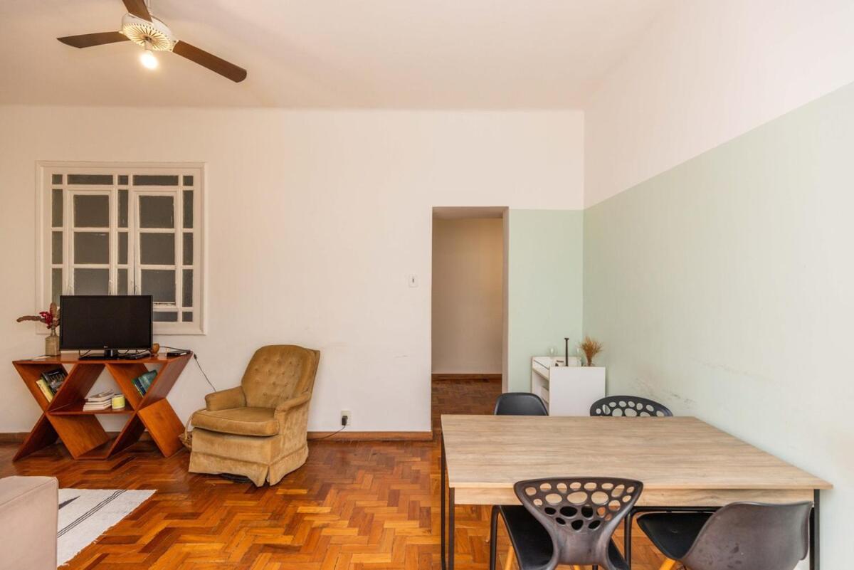 Apartamento Nsc - Copa Praia: 2 Qtos P/ 6 Pessoas